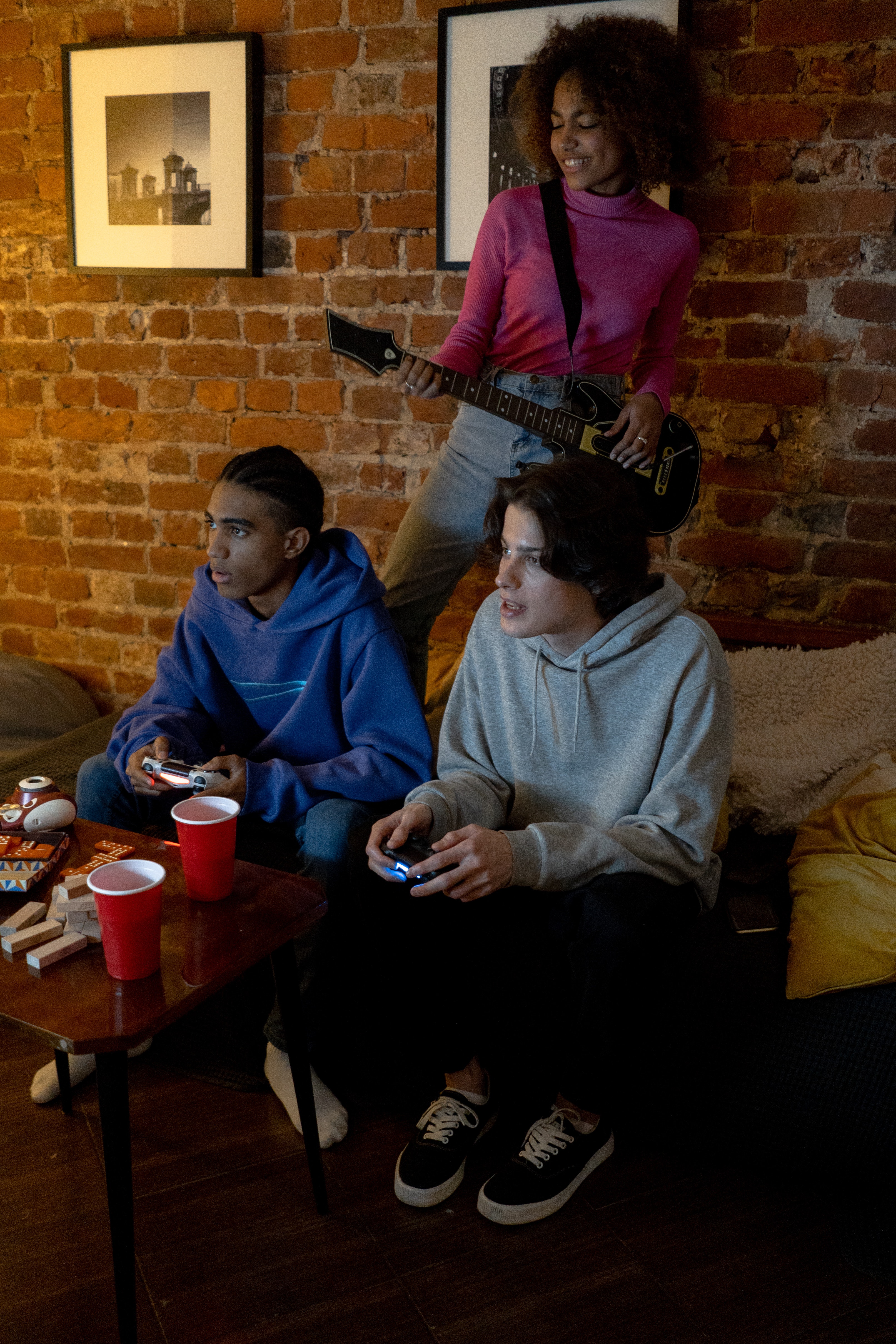 Teen friends spend time together.